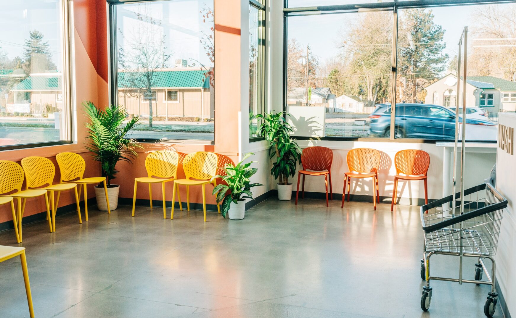 Breeze Better Laundry Seating Area - Laundromats Treasure Valley Idaho