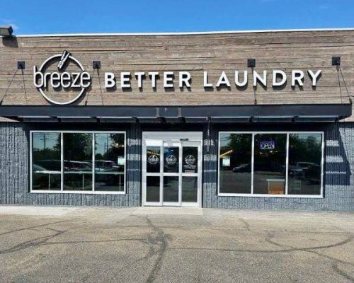 Breeze Laundry on 12th Ave Nampa Idaho