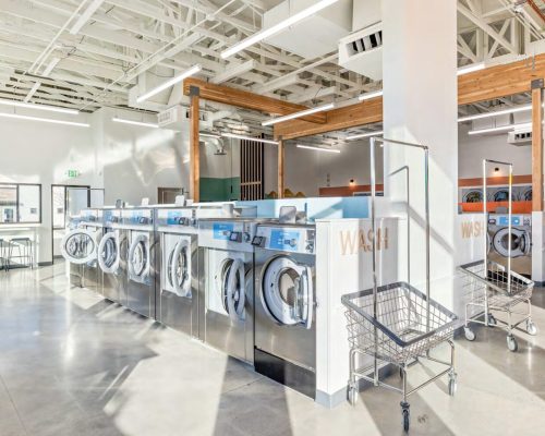 Self Serve Laundromat on Broadway Ave Boise, Idaho - Interior